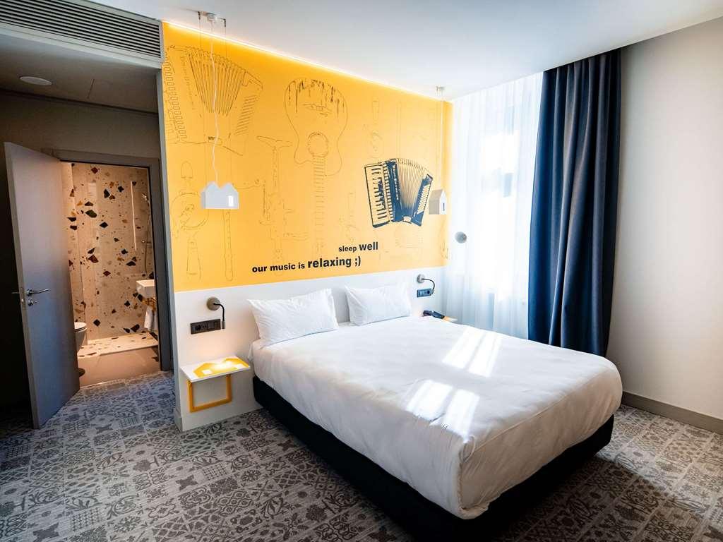 Готель Ibis Styles Sibiu Arsenal Номер фото